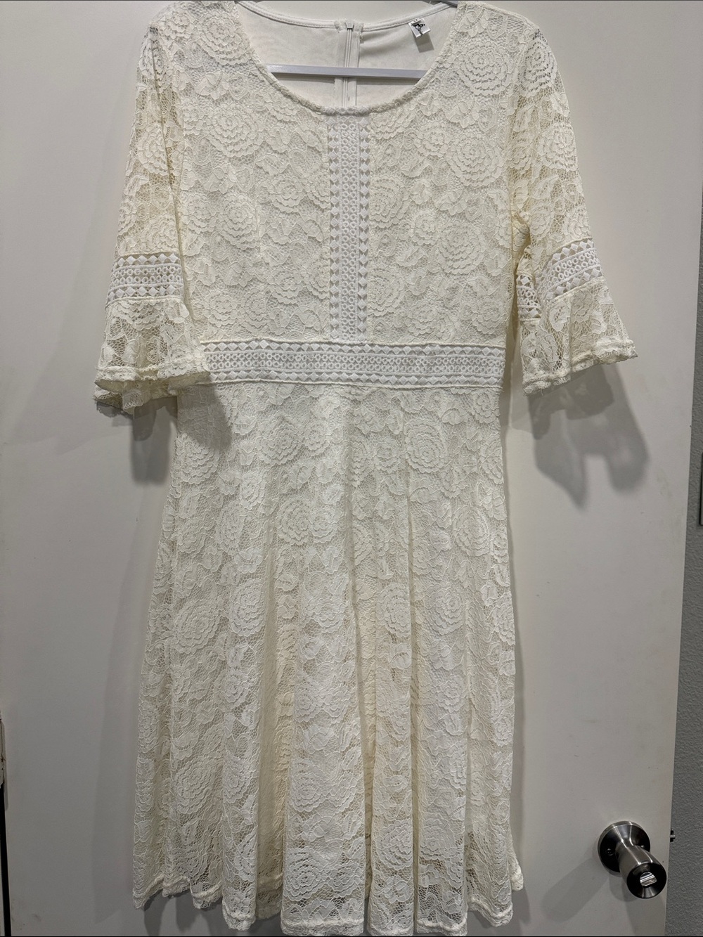 Women's Ivory Lace Fit-and-Flare Dress. M size